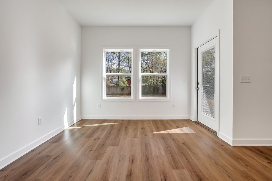 Spacious, unfurnished interior of a new home in Barton's Bend, Crestview (Image 37). Spacious, unfurnished interior of a new home in Barton's Bend, Crestview (Image 37).