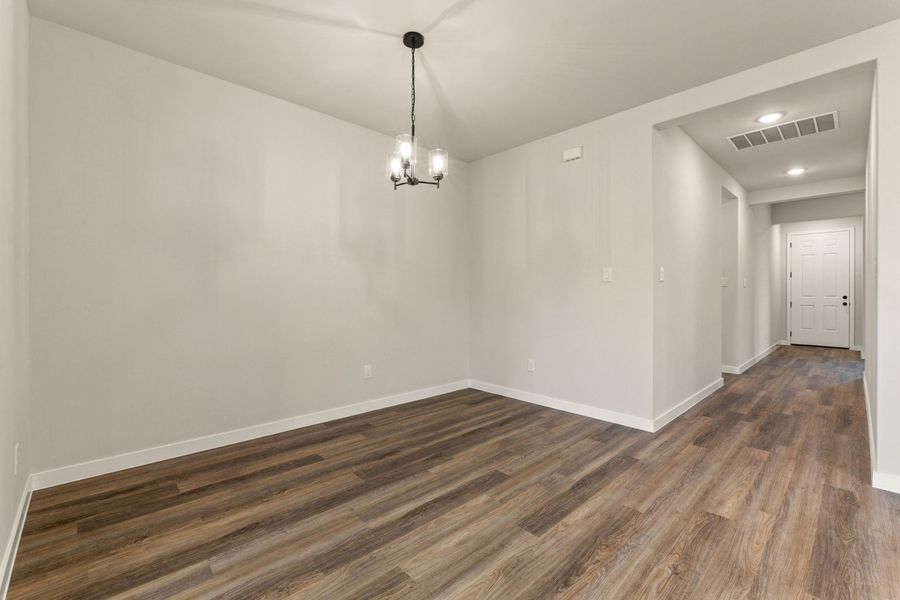 Spacious, unfurnished interior of a new home in La Cima, San Marcos (Image 24).