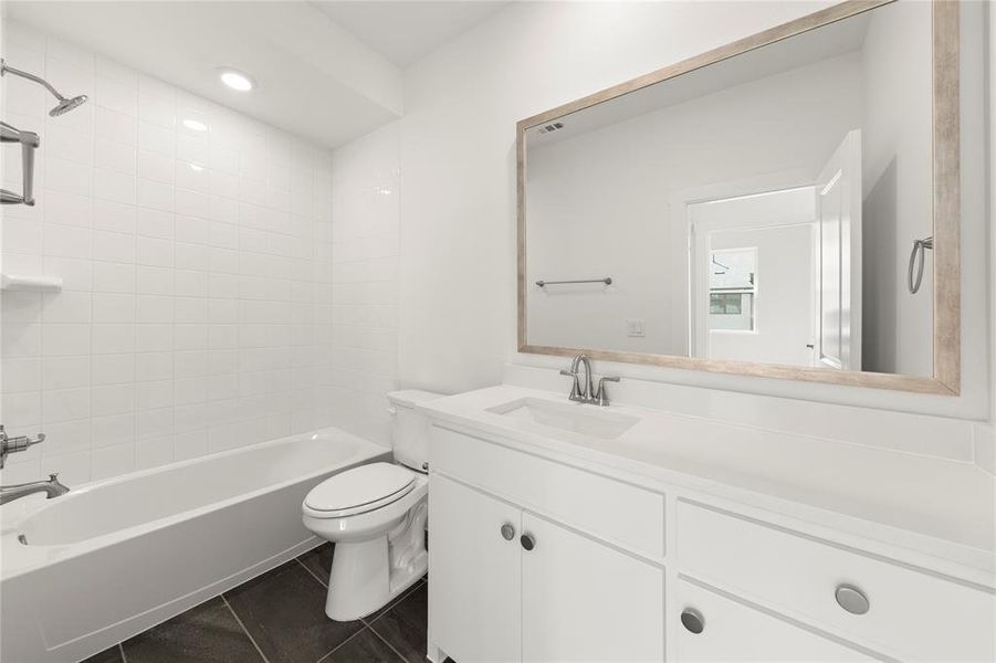 Furnished interior view inside a new home in Ten Mile Creek, Celina (Image 10).