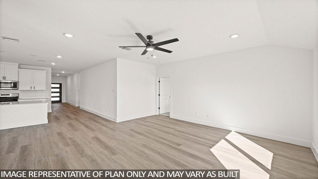 Spacious, unfurnished interior of a new home in Newport Pointe, Crosby (Image 11).