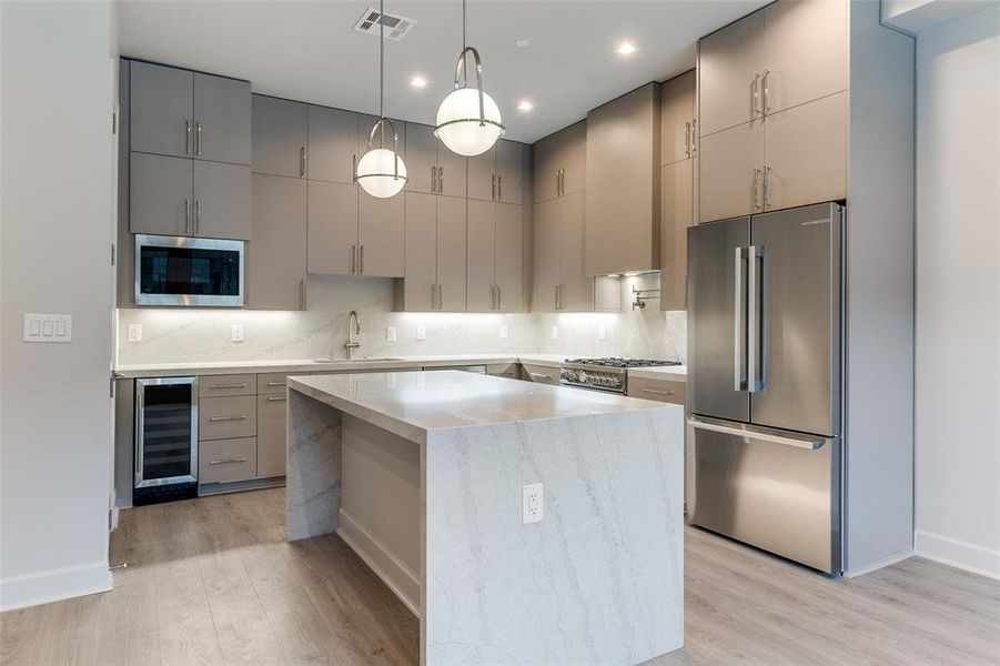 Furnished interior view inside a new home in , Dallas (Image 11).