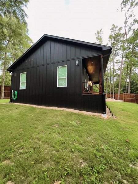 Exterior details and patio area of a home in , Montgomery (Image 20).