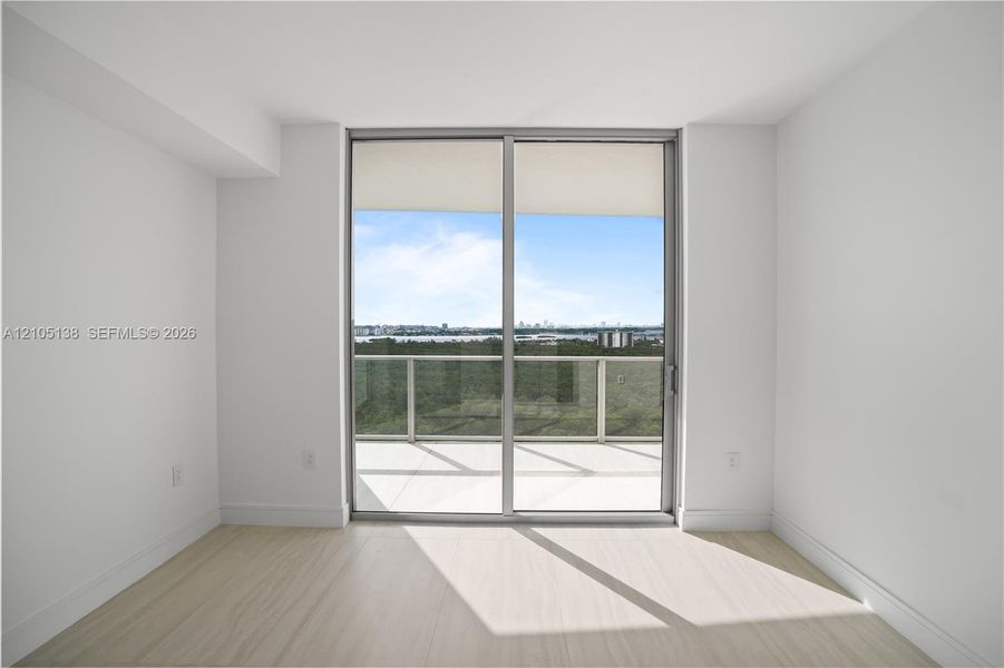 Spacious, unfurnished interior of a new home in , North Miami (Image 19).