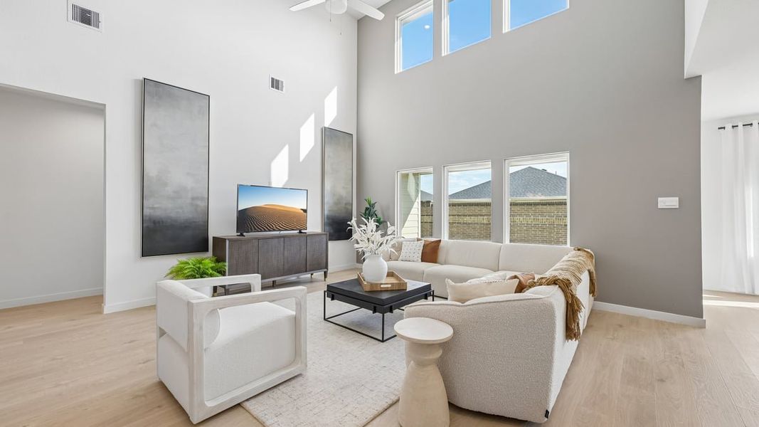 Furnished interior view inside a new home in Evergreen, Rosenberg (Image 5).