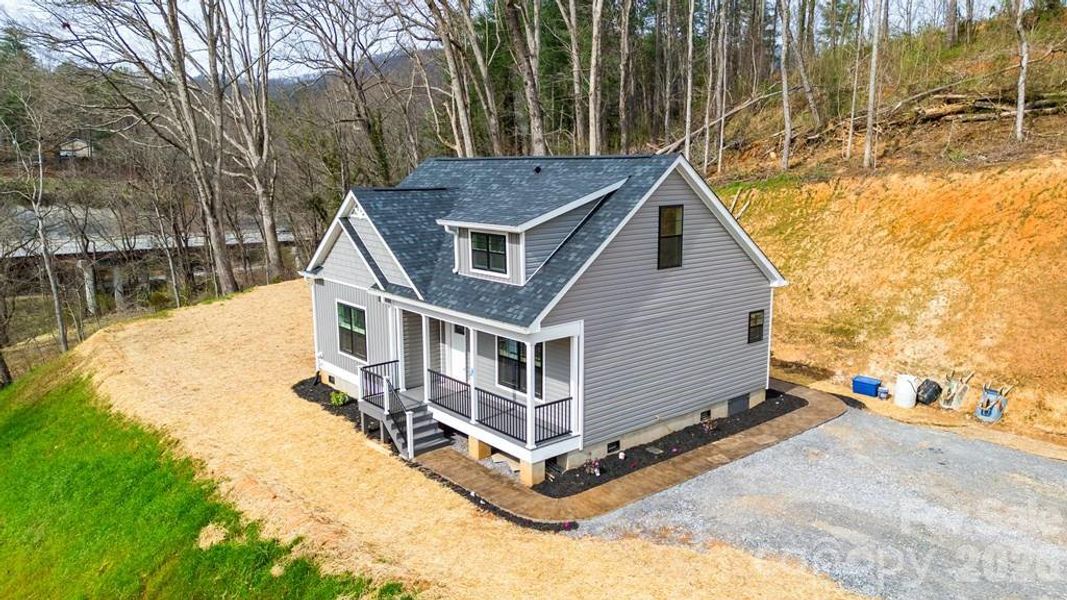 Exterior details and patio area of a home in , Dillsboro (Image 16).