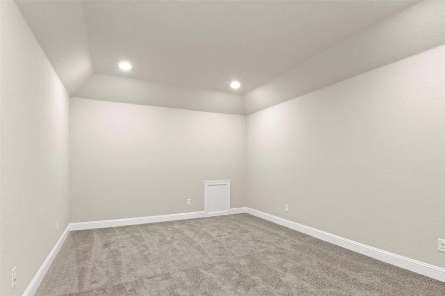 Spacious, unfurnished interior of a new home in Oaks at San Gabriel, Georgetown (Image 15). Spacious, unfurnished interior of a new home in Oaks at San Gabriel, Georgetown (Image 15).