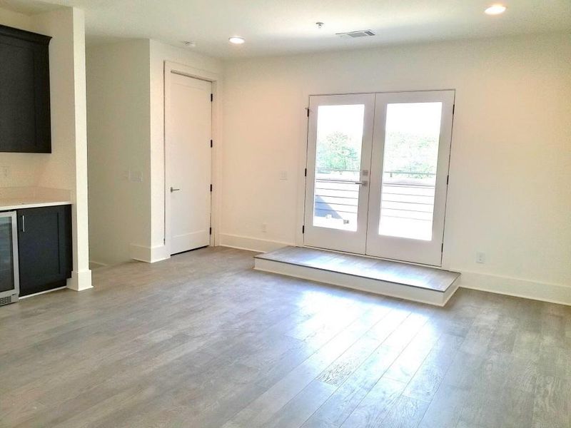Spacious, unfurnished interior of a new home in , Decatur (Image 26).