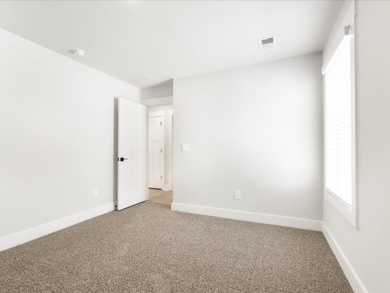 Spacious, unfurnished interior of a new home in Wexford Park, Fountain Inn (Image 25). Spacious, unfurnished interior of a new home in Wexford Park, Fountain Inn (Image 25).