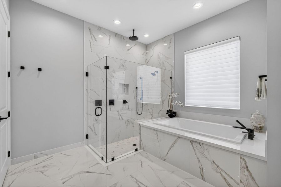 Primary Bath 48-web-or-mls-5D1A6239