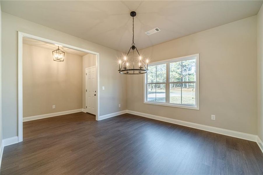 Spacious, unfurnished interior of a new home in , Monroe (Image 27).