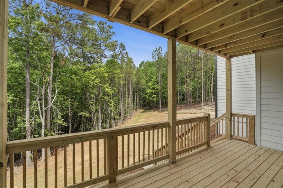 Exterior details and patio area of a home in , Jasper (Image 24).