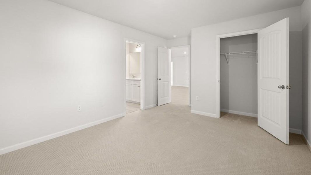 Spacious, unfurnished interior of a new home in Hamptons at Riverwood East, Dallas (Image 41). Spacious, unfurnished interior of a new home in Hamptons at Riverwood East, Dallas (Image 41).