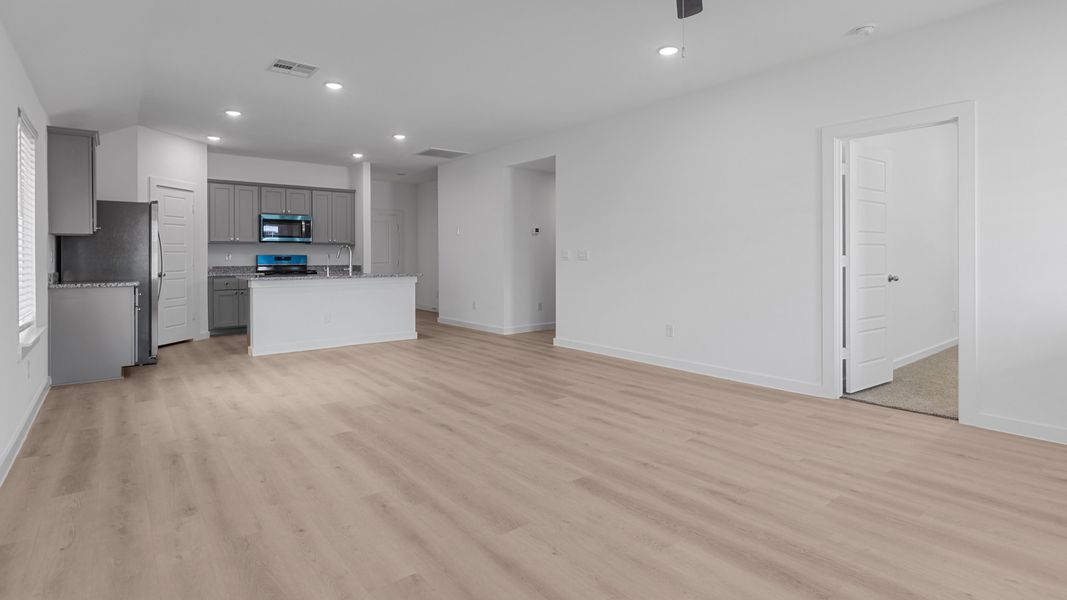 Spacious, unfurnished interior of a new home in Everest Heights, Lubbock (Image 11). Spacious, unfurnished interior of a new home in Everest Heights, Lubbock (Image 11).
