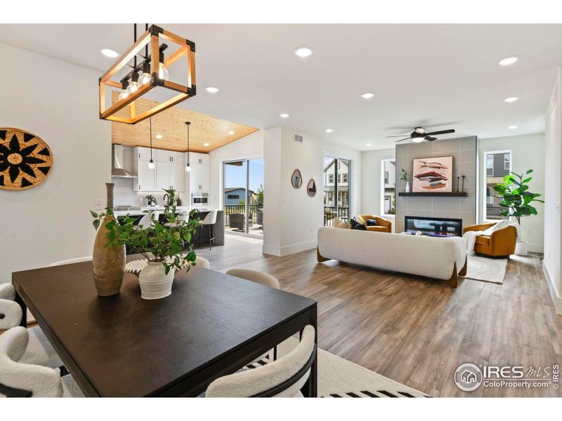 Open floor plan with tons of natural light!