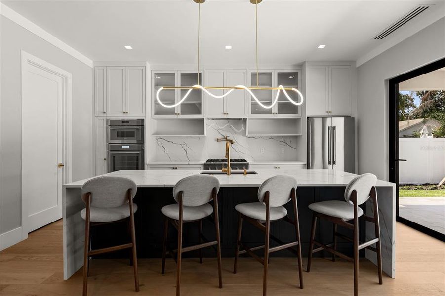 Furnished interior view inside a new home in , Orlando (Image 7).