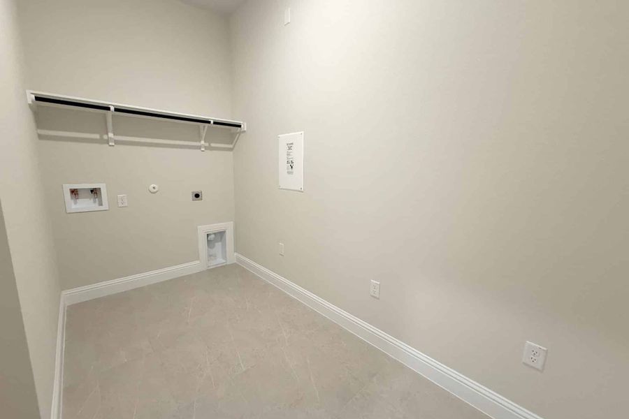 Spacious, unfurnished interior of a new home in The Grove at Blackhawk, Pflugerville (Image 23).