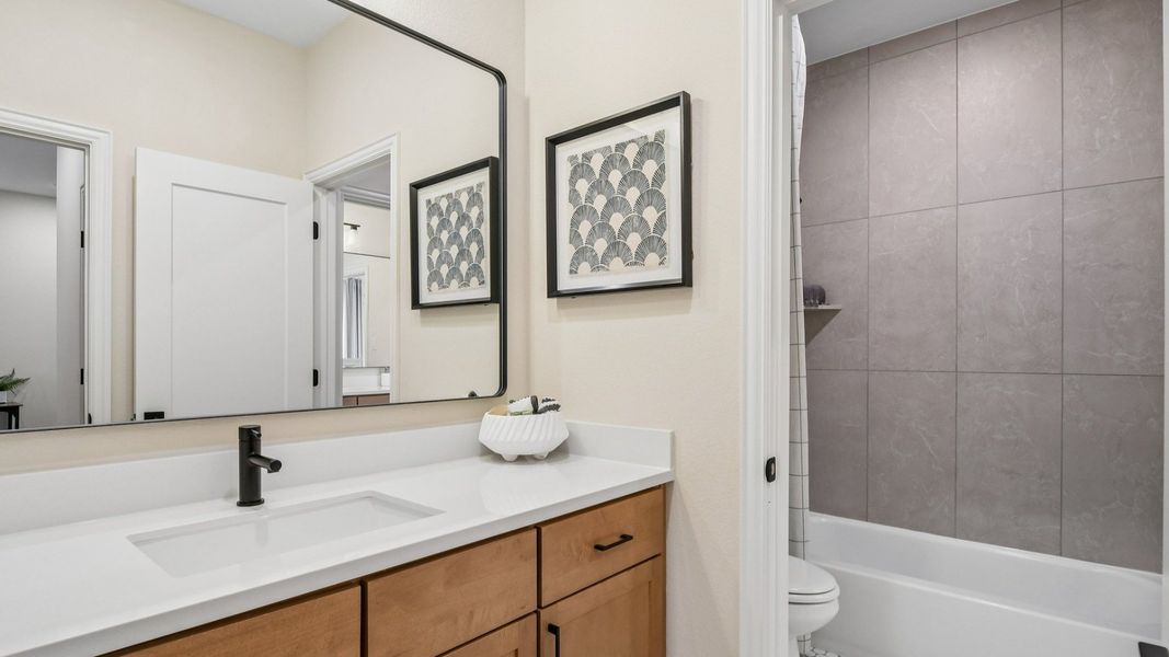Representative furnished interior of a home built from the Elm by DRB Homes in Preserve at Lakeside Meadows, Pflugerville (Image 10). Representative furnished interior of a home built from the Elm by DRB Homes in Preserve at Lakeside Meadows, Pflugerville (Image 10).