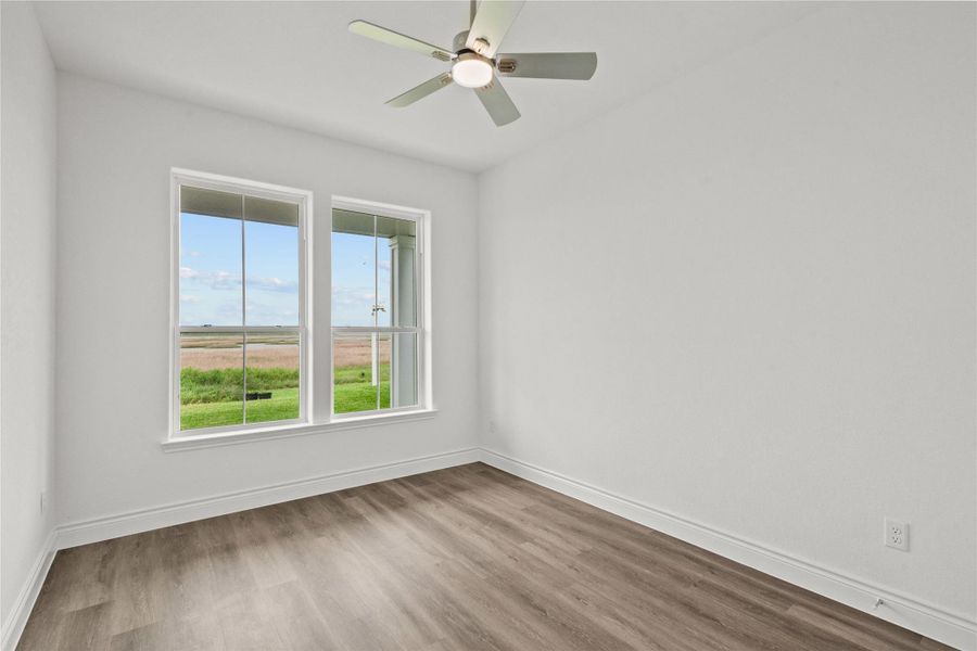 Spacious, unfurnished interior of a new home in , Texas City (Image 23).