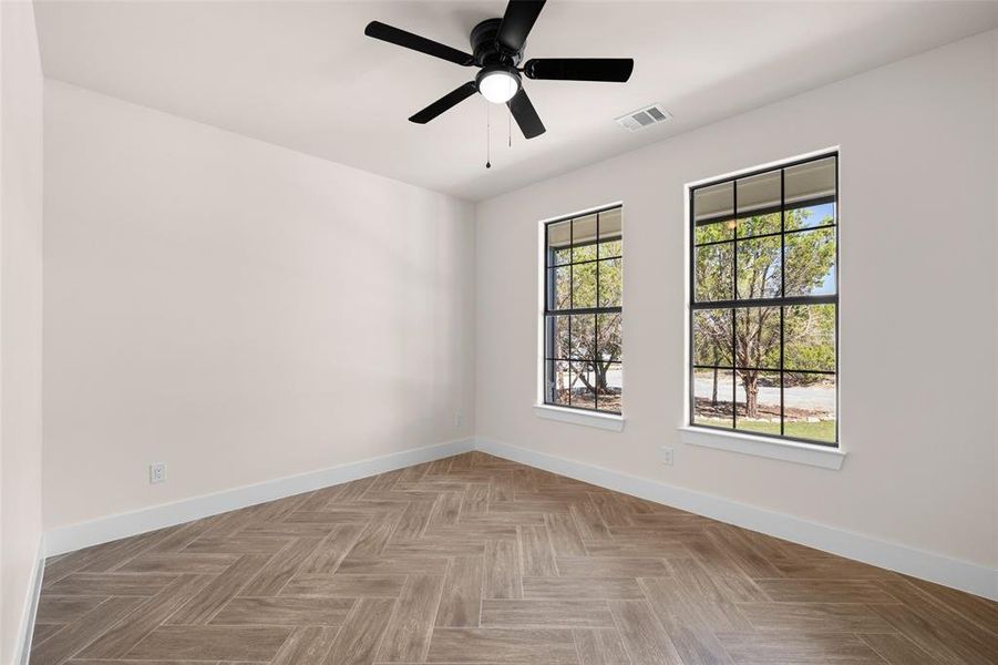 Spacious, unfurnished interior of a new home in , Granbury (Image 28). Spacious, unfurnished interior of a new home in , Granbury (Image 28).