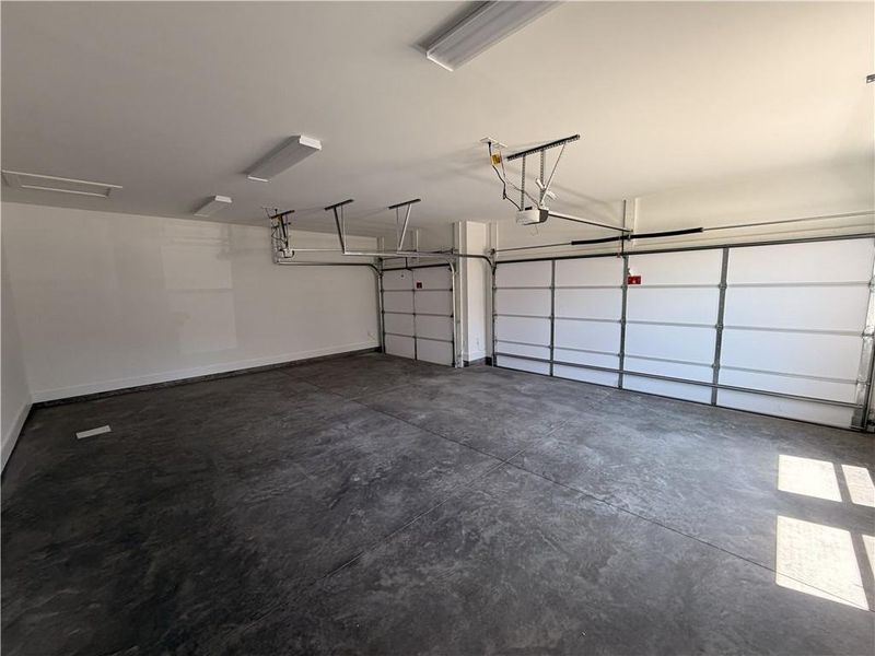 Spacious, unfurnished interior of a new home in Havencroft, Woodstock (Image 20).