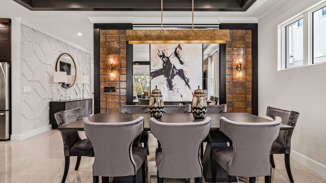 Dining Dining
