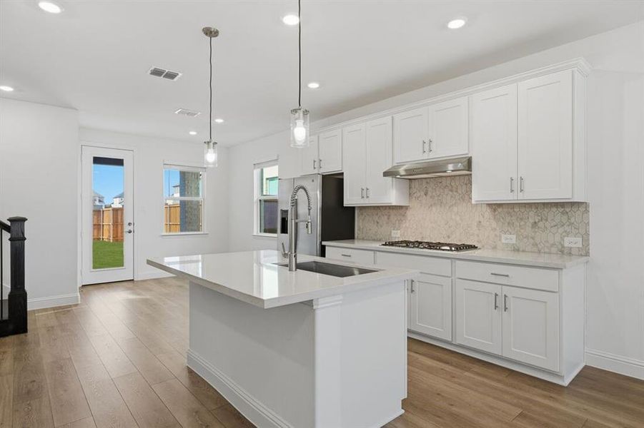 1121 Beautyberry Lane ~ Ready Now 1121 Beautyberry Lane ~ Ready Now