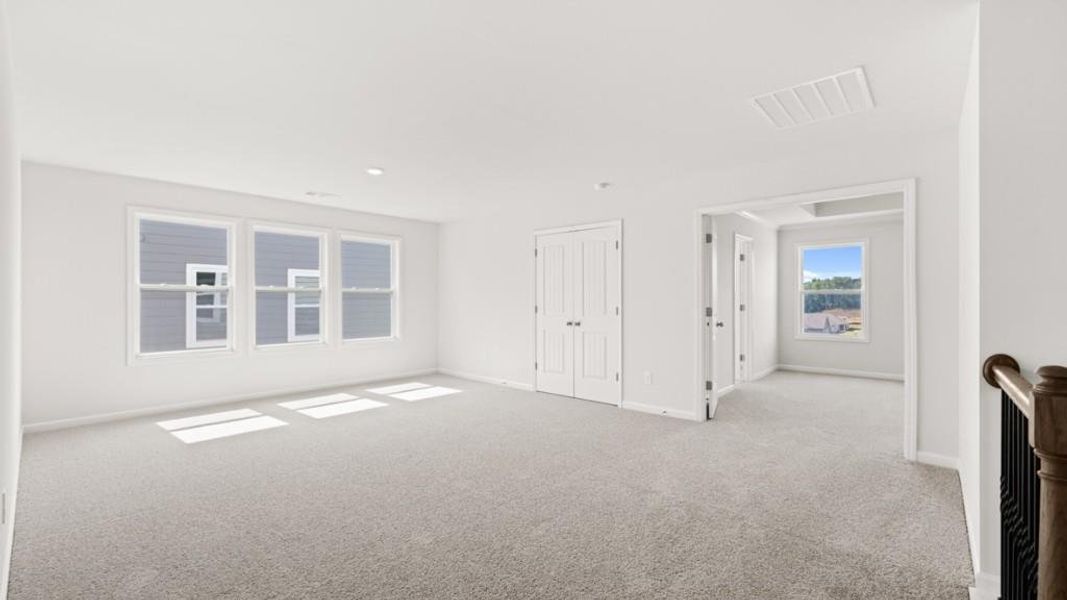 Spacious, unfurnished interior of a new home in Hamptons at Riverwood East, Dallas (Image 54).