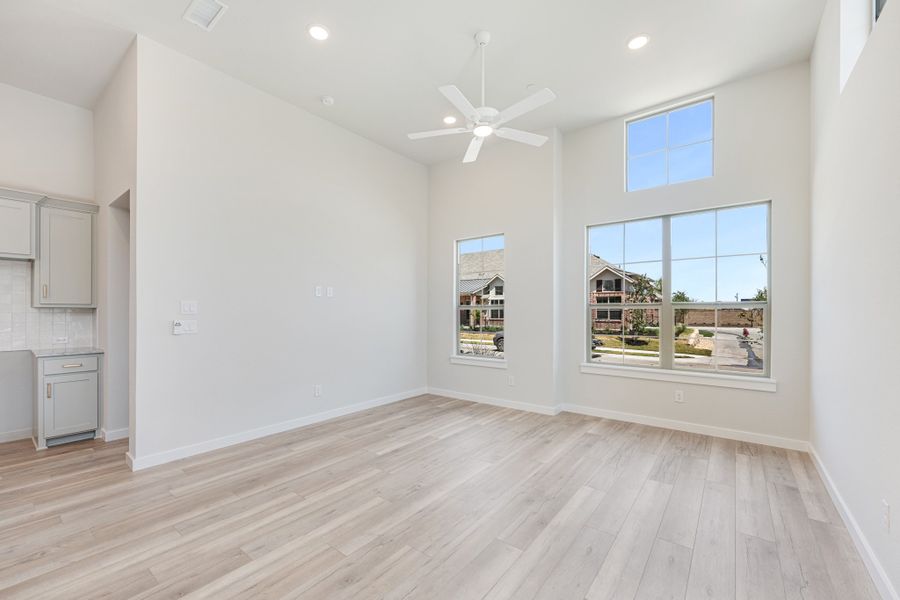 Spacious, unfurnished interior of a new home in Woodbridge Villas, Wylie (Image 41).