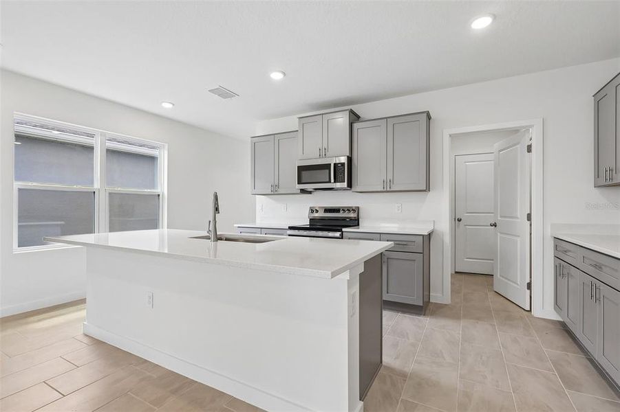 Furnished interior view inside a new home in Hamilton Bluff, Haines City (Image 15).