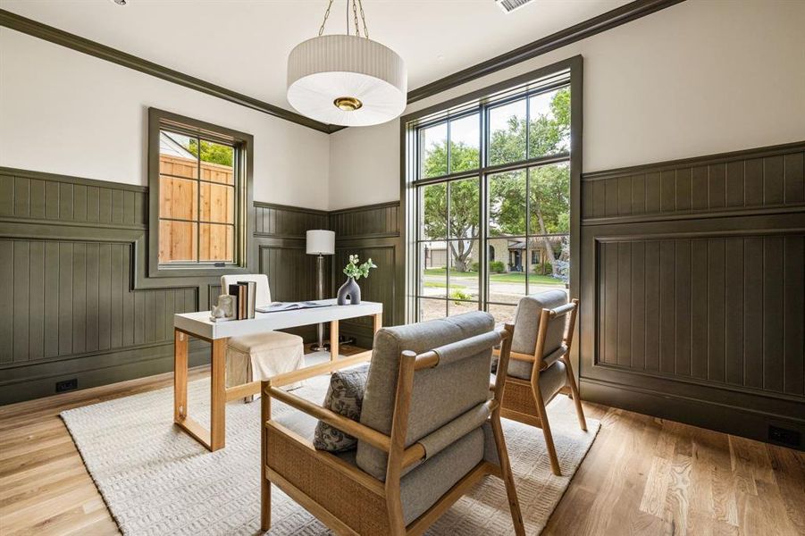 Furnished interior view inside a new home in , Dallas (Image 10).