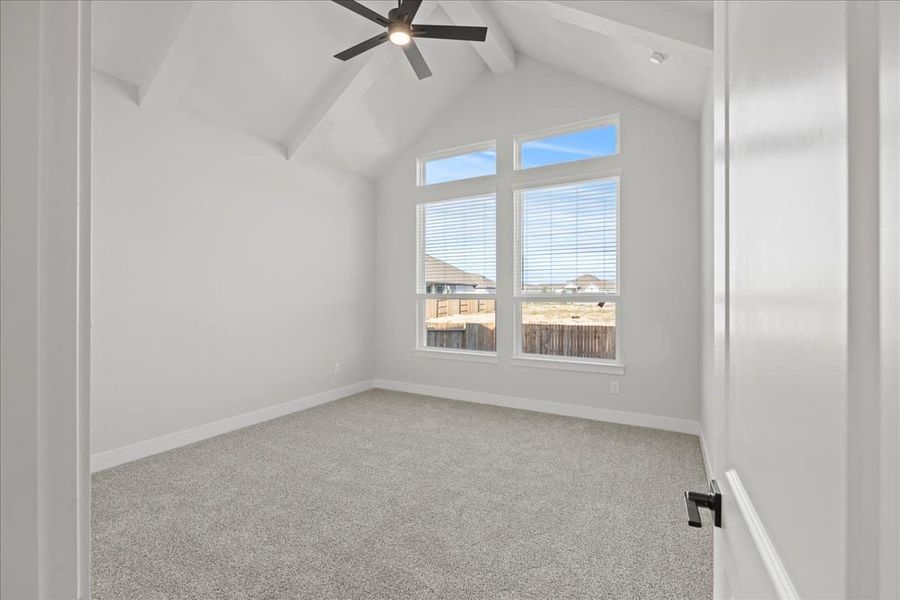 Spacious, unfurnished interior of a new home in Village at Three Oaks, Seguin (Image 27). Spacious, unfurnished interior of a new home in Village at Three Oaks, Seguin (Image 27).