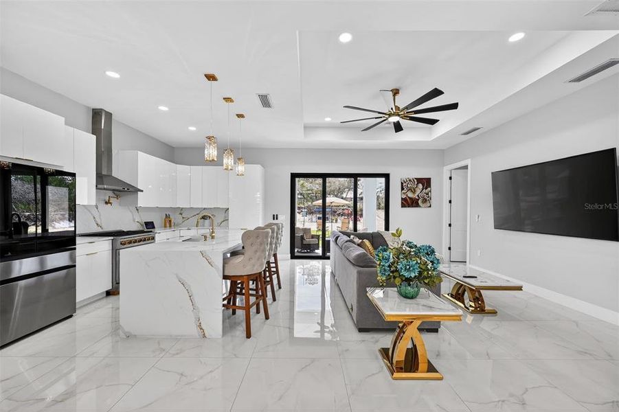 Furnished interior view inside a new home in , Lake Placid (Image 11).