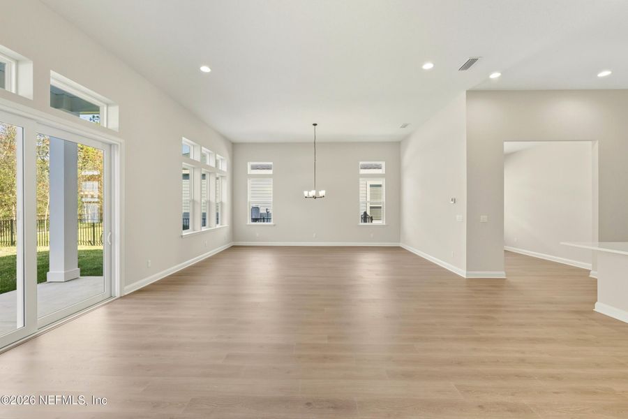Spacious, unfurnished interior of a new home in Silver Landing at SilverLeaf, St. Augustine (Image 41).