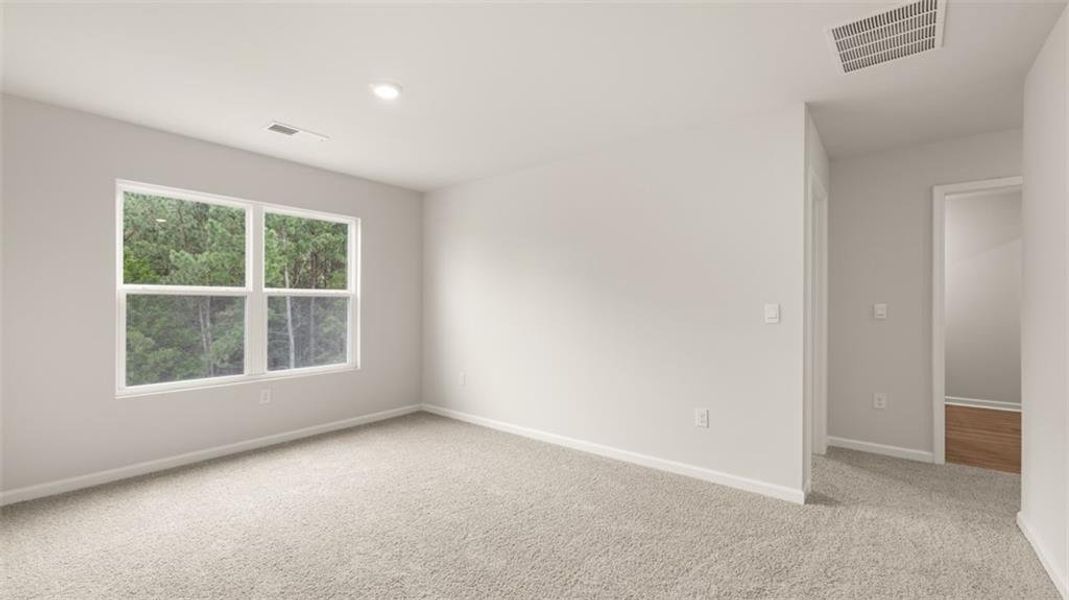Spacious, unfurnished interior of a new home in Twin Lakes, Hoschton (Image 24).