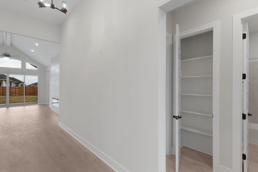 Spacious, unfurnished interior of a new home in Broken Oak, Georgetown (Image 48).