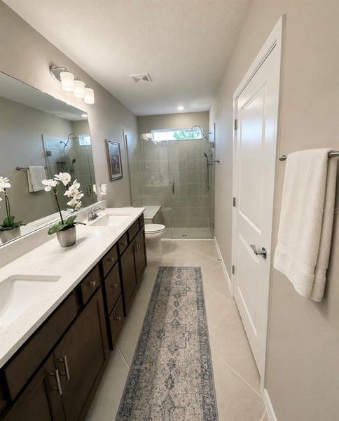 Furnished interior view inside a new home in , Ocala (Image 17).