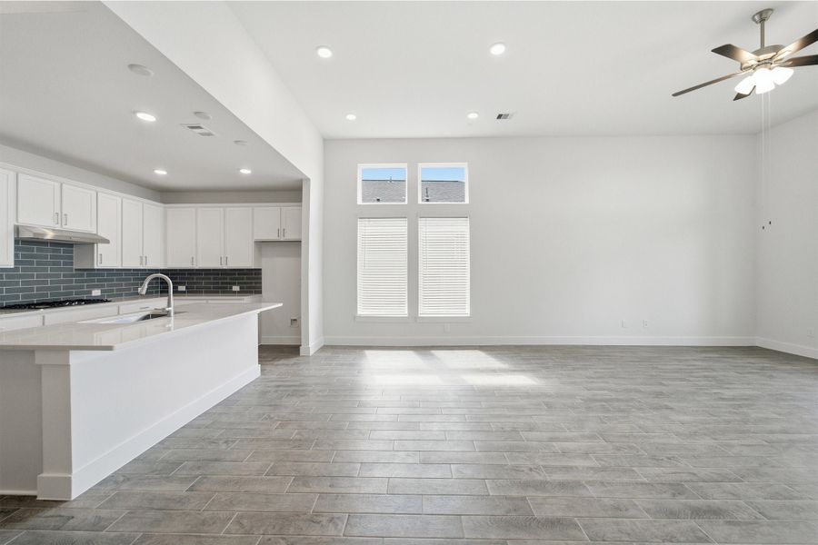 Spacious, unfurnished interior of a new home in Ashland, Richwood (Image 26). Spacious, unfurnished interior of a new home in Ashland, Richwood (Image 26).