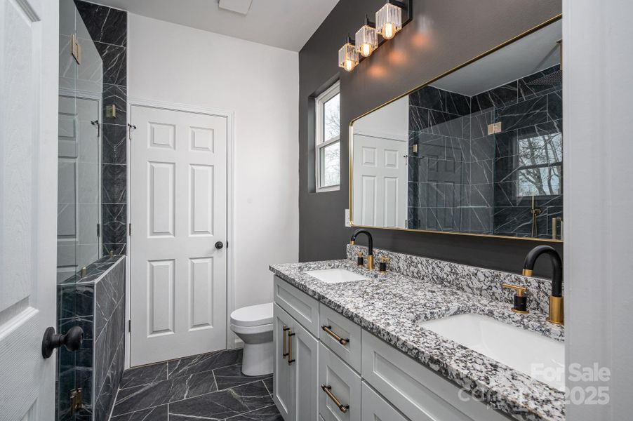 Furnished interior view inside a new home in , Cherryville (Image 13).