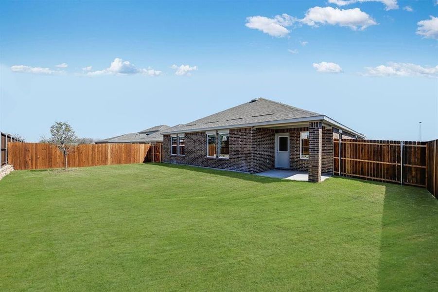 2608 Glacier Road ~ Ready Now