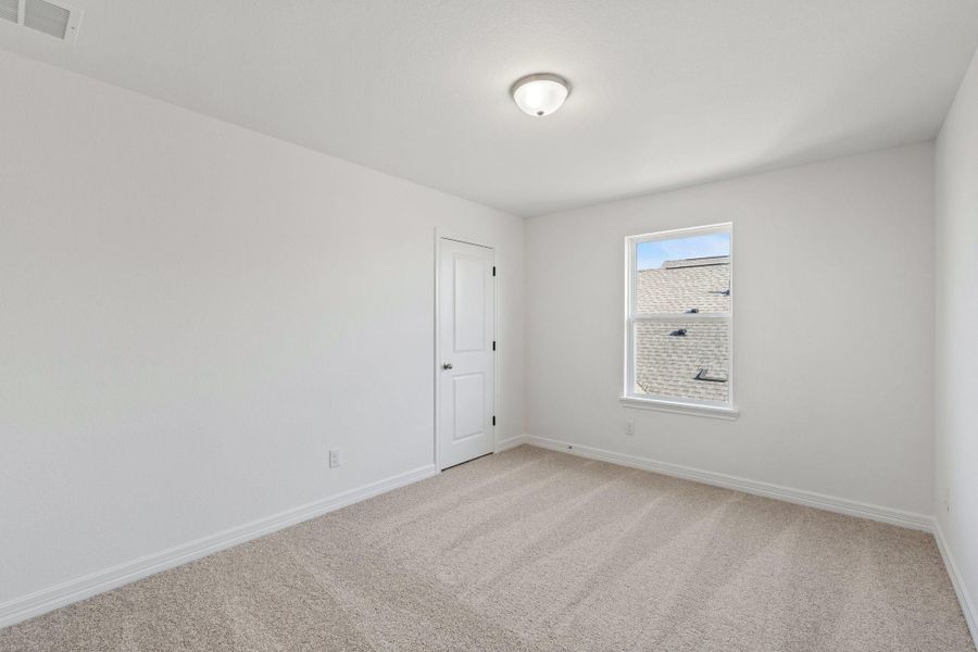 Note: Sample product photo. Actual exterior and interior selections may vary by homesite. Photo may be virtually staged