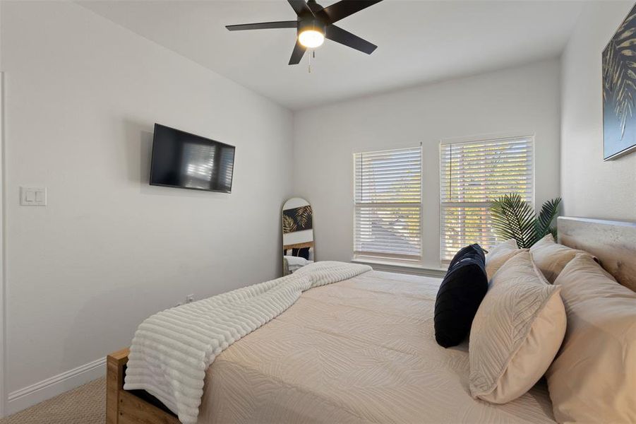 Furnished interior view inside a new home in , Dallas (Image 24).