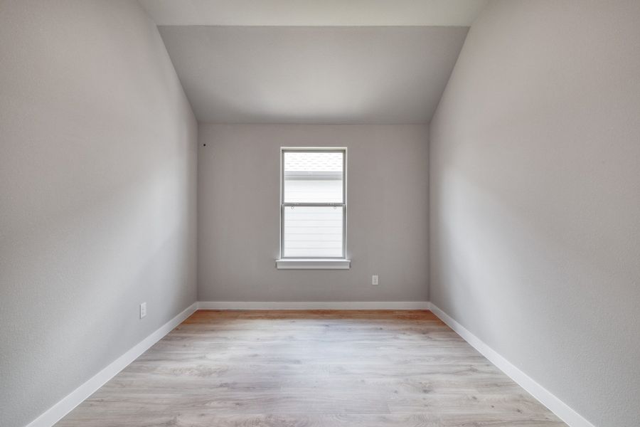 Spacious, unfurnished interior of a new home in Prairie Winds, Hutto (Image 19).