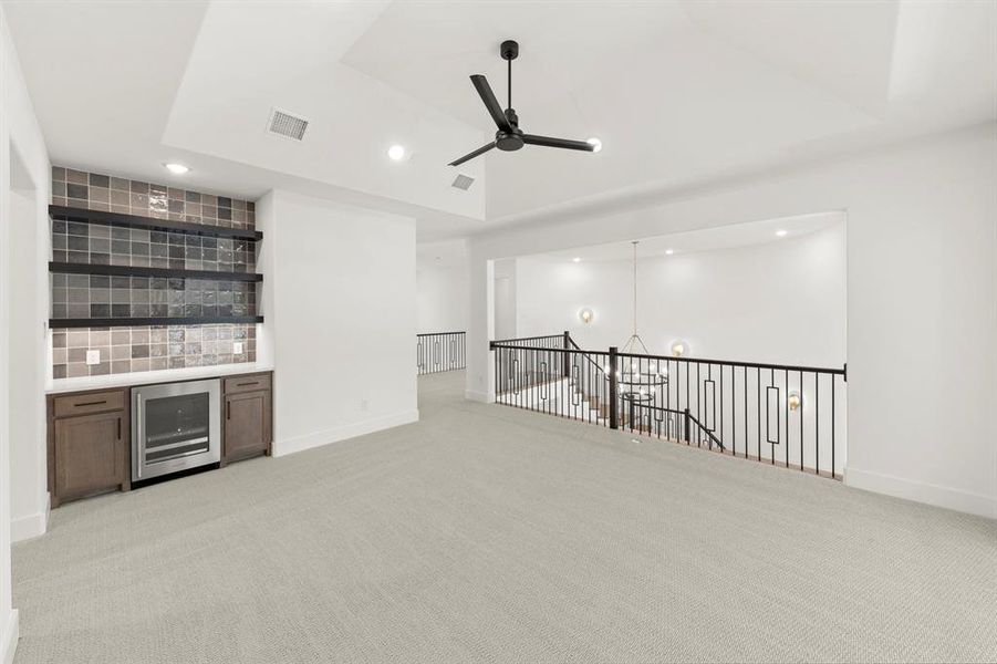 40. 610 Apogee - Game (2)