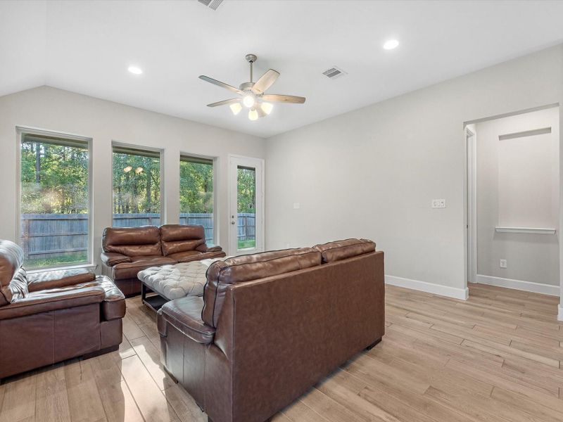 Furnished interior view inside a new home in Artavia 45', Conroe (Image 5). Furnished interior view inside a new home in Artavia 45', Conroe (Image 5).