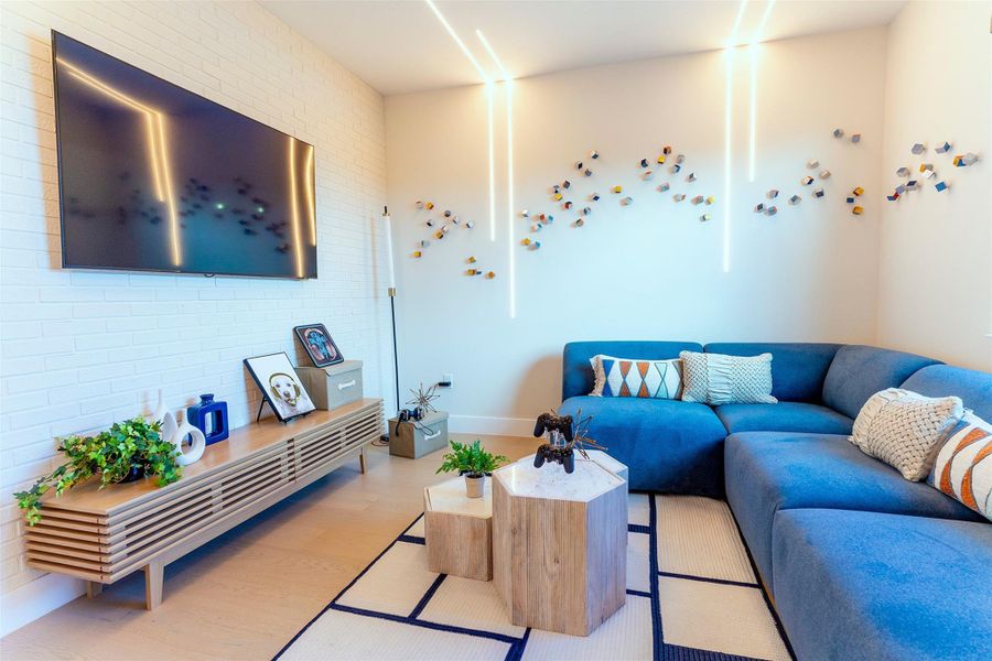 Furnished interior view inside a new home in , Palm Beach Gardens (Image 10).