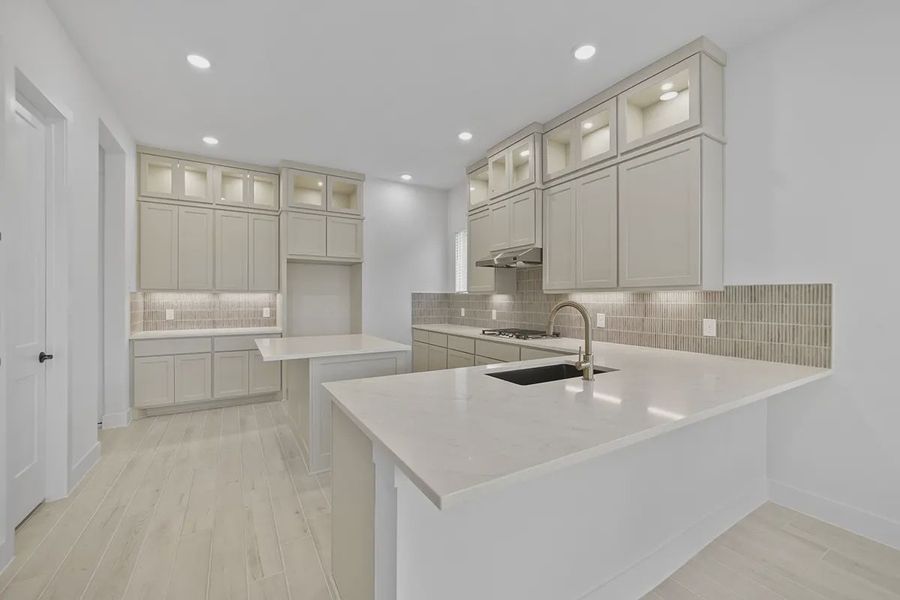 Furnished interior view inside a new home in Grange, Katy (Image 5).
