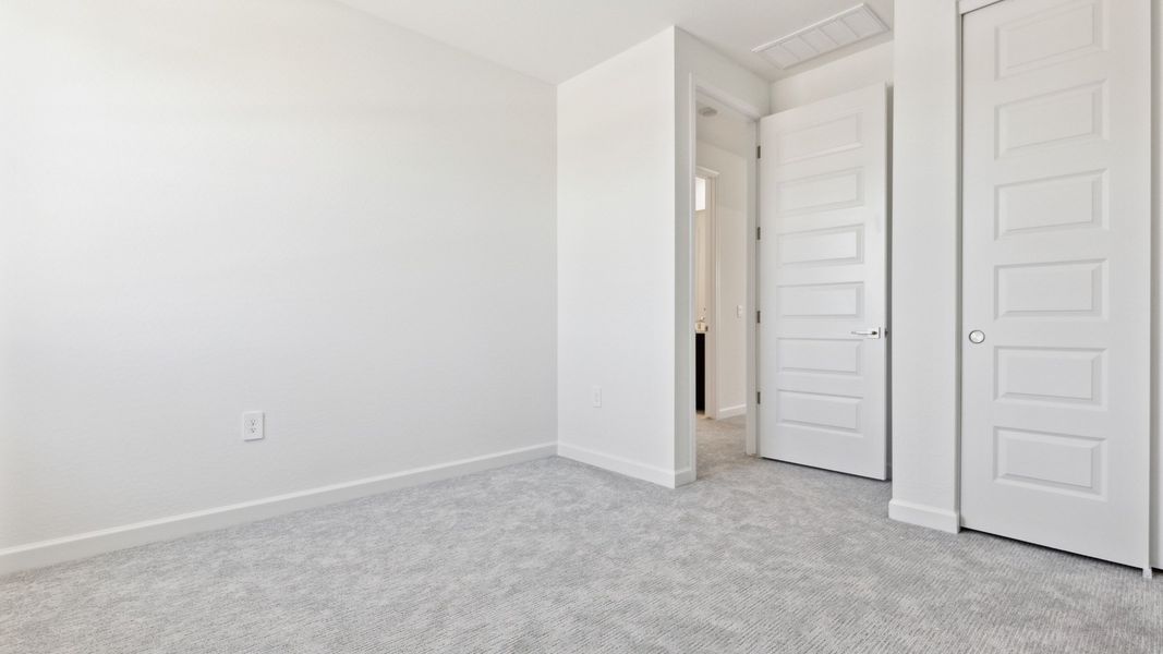 Spacious, unfurnished interior of a new home in Avance, Phoenix (Image 24).