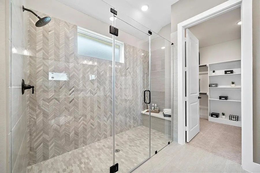 Furnished interior view inside a new home in Chambers Creek, Willis (Image 16).