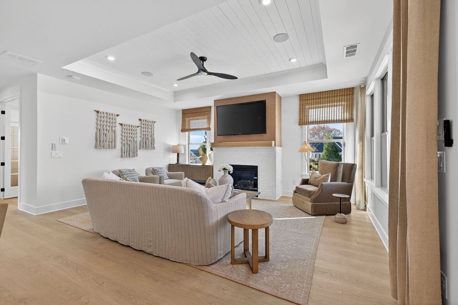 Representative furnished interior of a home built from the Mystique by Del Webb in Del Webb Chateau Elan, Hoschton (Image 16). Representative furnished interior of a home built from the Mystique by Del Webb in Del Webb Chateau Elan, Hoschton (Image 16).