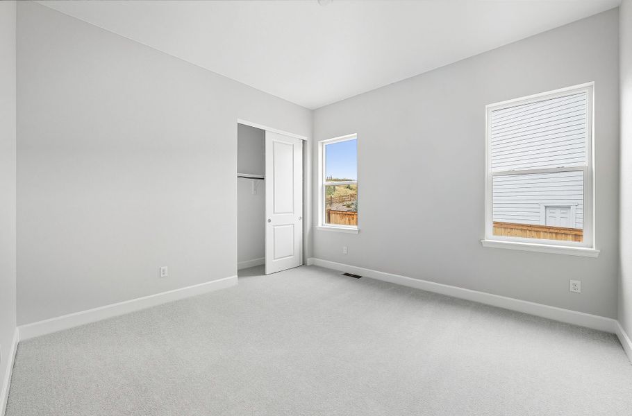 Spacious, unfurnished interior of a new home in Trailstone Destination Collection, Arvada (Image 12).